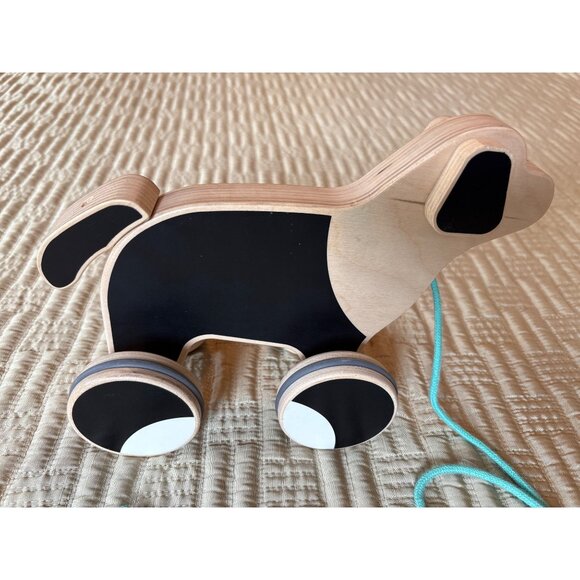 Lovevery The Pull Pup - Picture 4 of 9